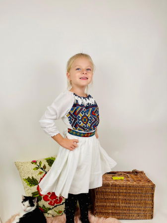 Момичета - Стилна рокля Магдалена