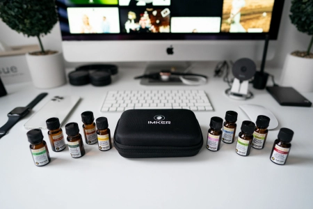 Pachet geanta + 10 parfumuri 10 ml top aprecieri ambele colectii [1]