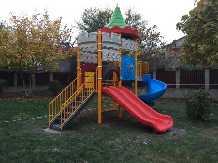 Portofoliu - Amenajare loc de joaca Casa Sf Stefan - Bucuresti