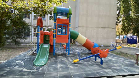 Portofoliu - Loc de joaca Scoala Gimnaziala Speciala Nr.1 Calarasi, CL