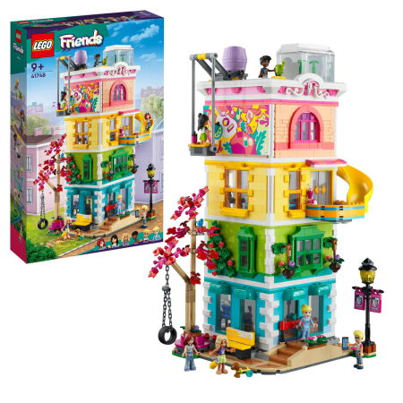 LEGO Friends - Centrul recreativ al comunitatii din Heartlake
