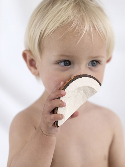 Coco, nuca de cocos, jucarie pentru dentitie [2]