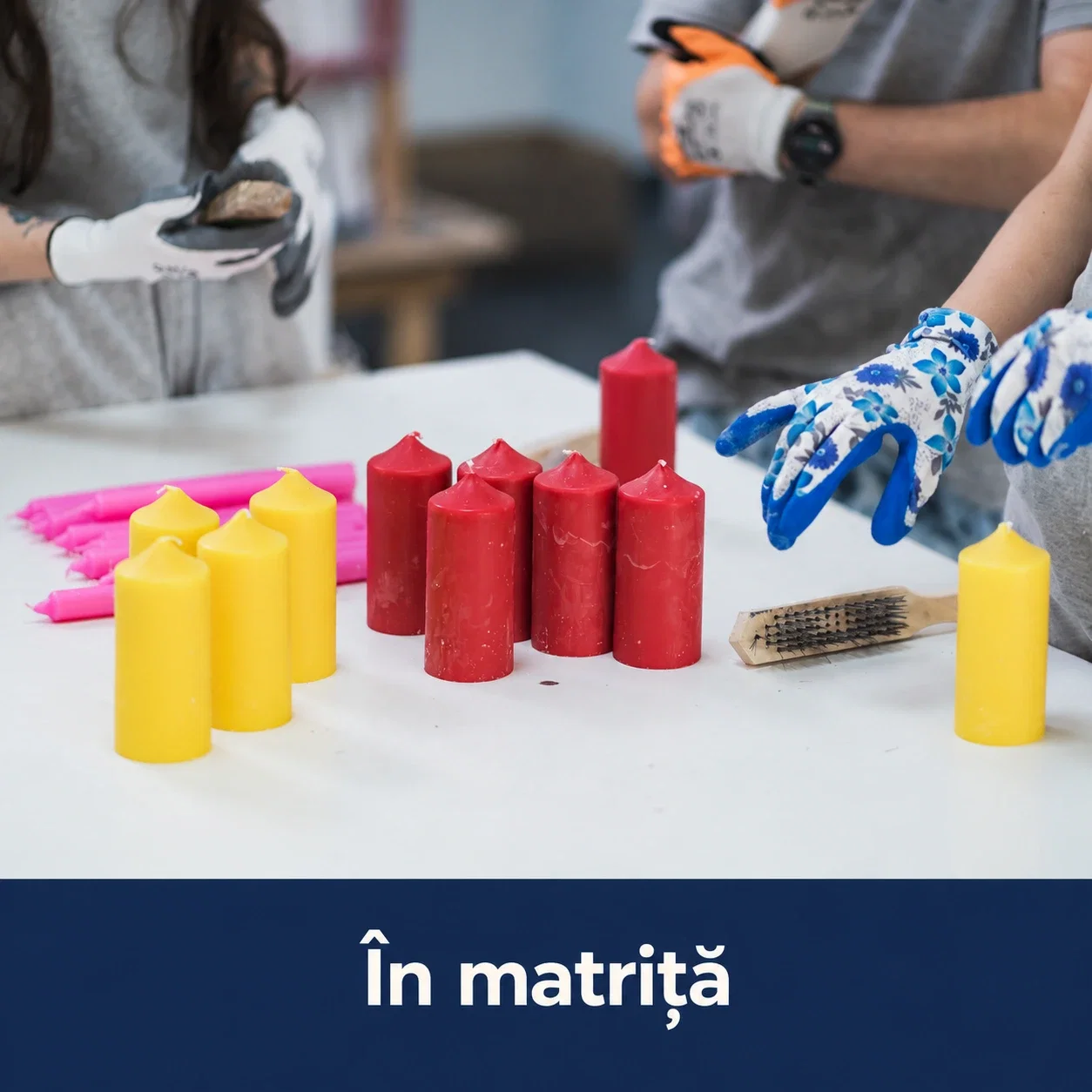 Lumânări stâlp turnate în matriță, periate în atelier
