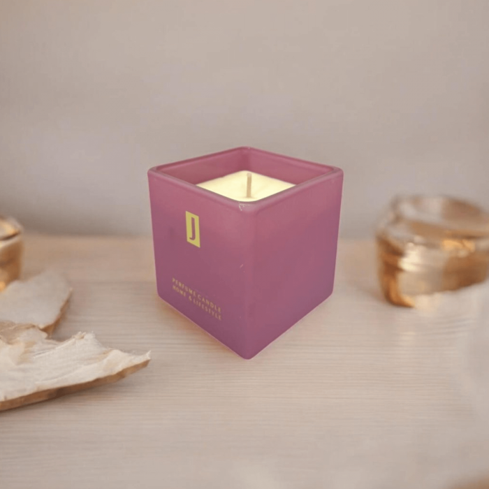 Lumânarea Parfumată JFenzi, Aroma Inspirata din Parfumul Mon Amie [1]