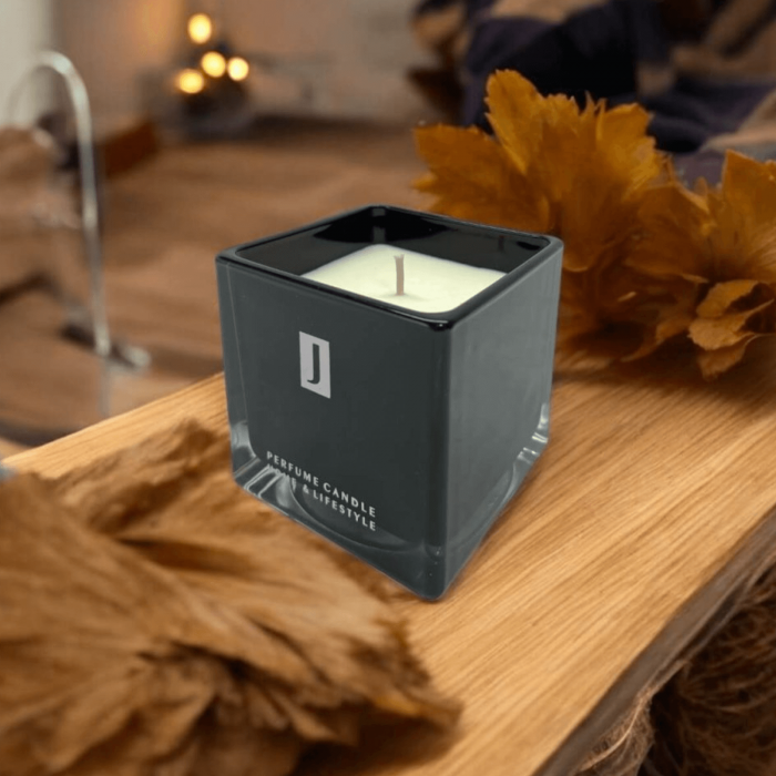 Lumânarea Parfumată JFenzi, Aroma Inspirata din Parfumul Lili [1]