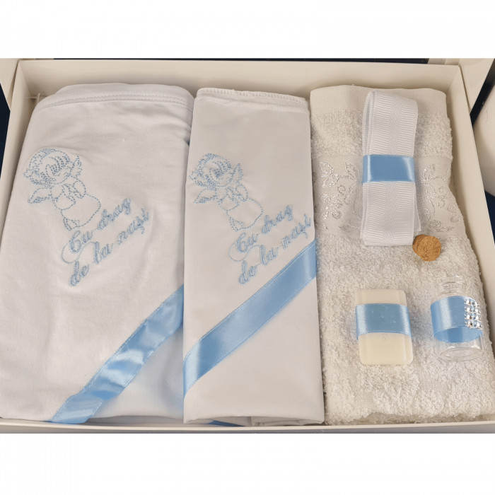 Trusou pentru botez brodat cu Ingeras albastru [1]