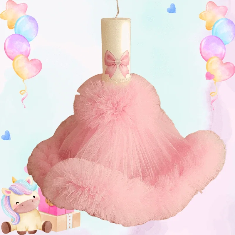 Trusouri si Lumânări decorate Botez - Lumânare Botez Artizanală Rochiță Lebădă cu Tulle Roz