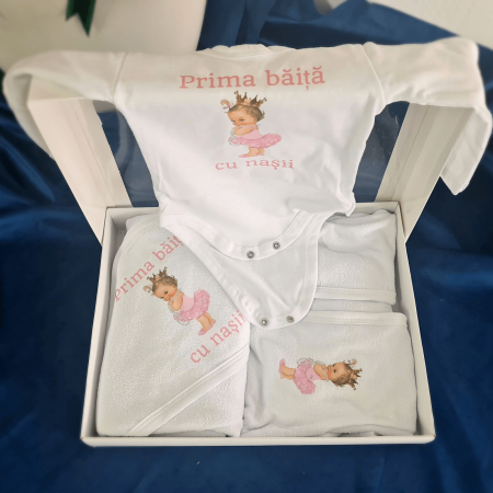 Trusouri si Lumânări decorate Botez - Set Prima Baie de la Nași Imprimat "Prințesa Roz"