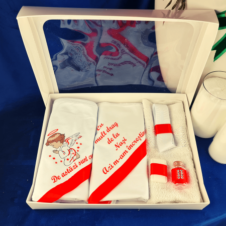 Trusouri si Lumânări decorate Botez - Trusou pentru botez imprimat cu ingeras rosu