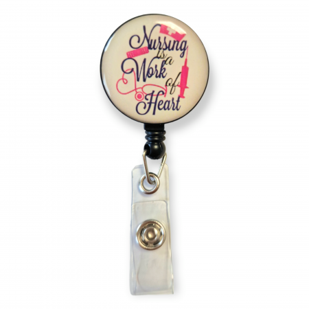 Accesorii medicale - Fashion - Ecuson retractabil " Nurssing is a work of heart "