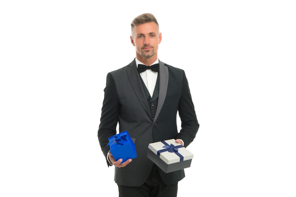 Cele mai bune idei de idei cadouri barbati 40 ani - partener, sef, prieten