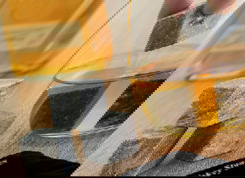 cuburi-granit-pentru-whiskey-128-3468