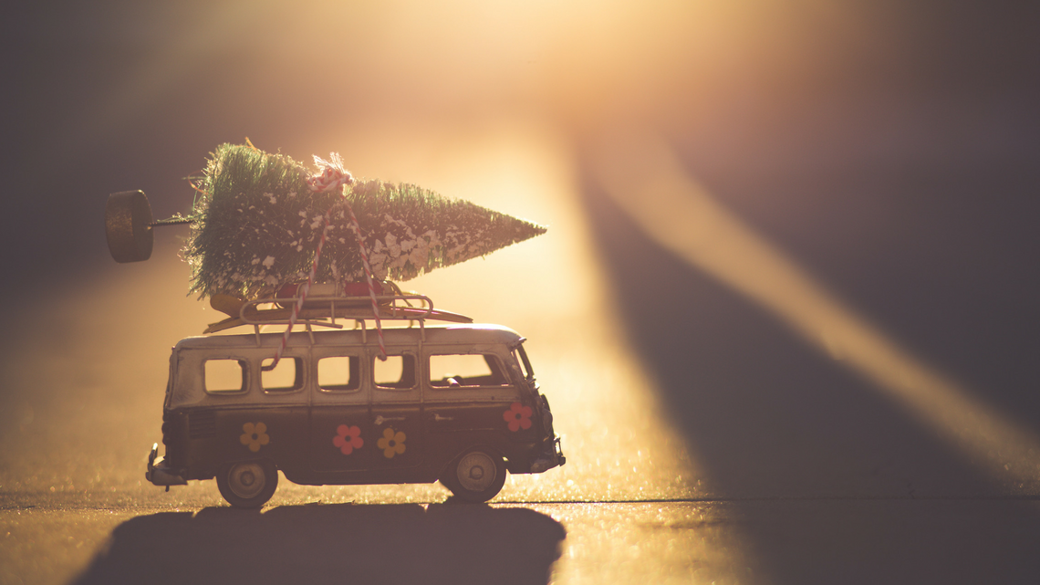 Cum să îţi exprimi sentimentele oferind cadouri de Crăciun