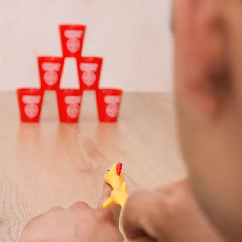 flikkin-chicken-joc-amuzant-de-masa