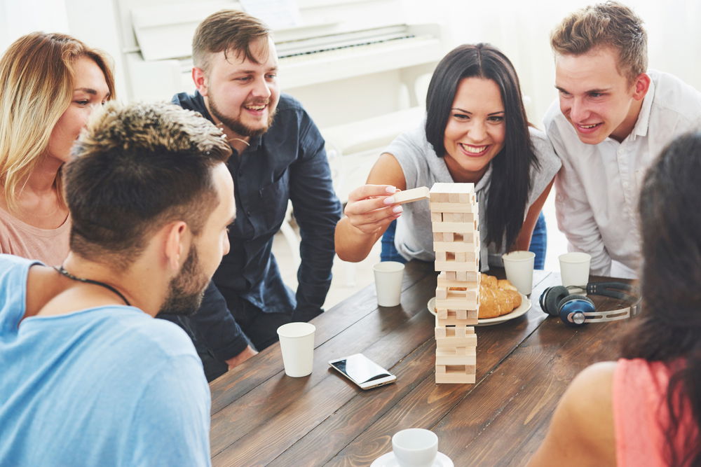 jocuri-de-societate-turnul petrecerii