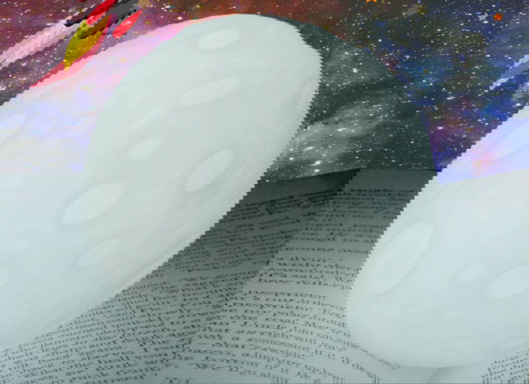 lampa-de-veghe-in-forma-de-luna