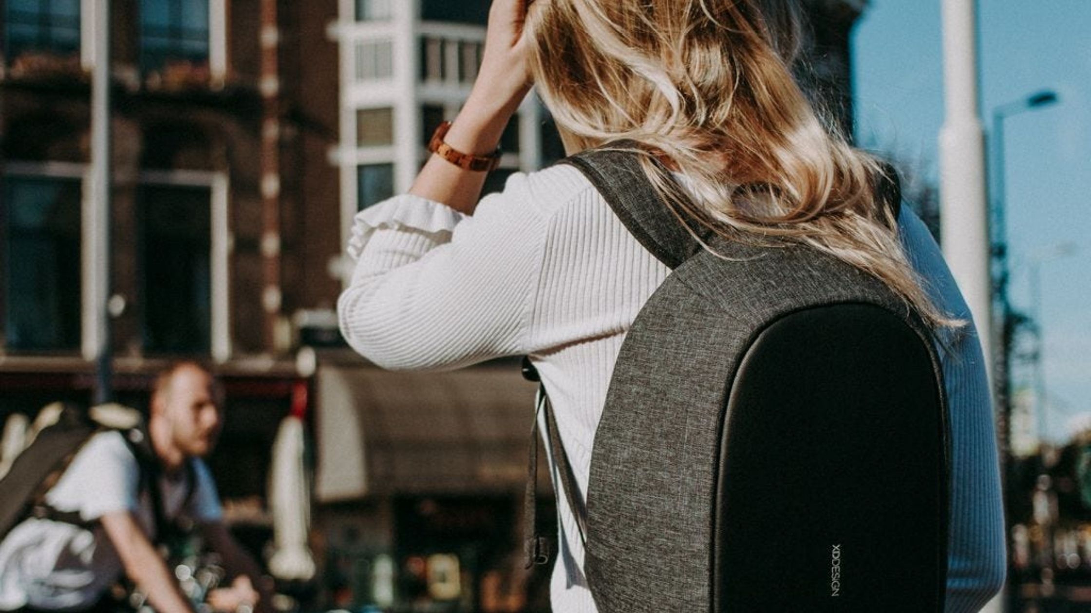 Rucsac laptop: Cum sa-ti protejezi laptopul mai bine?