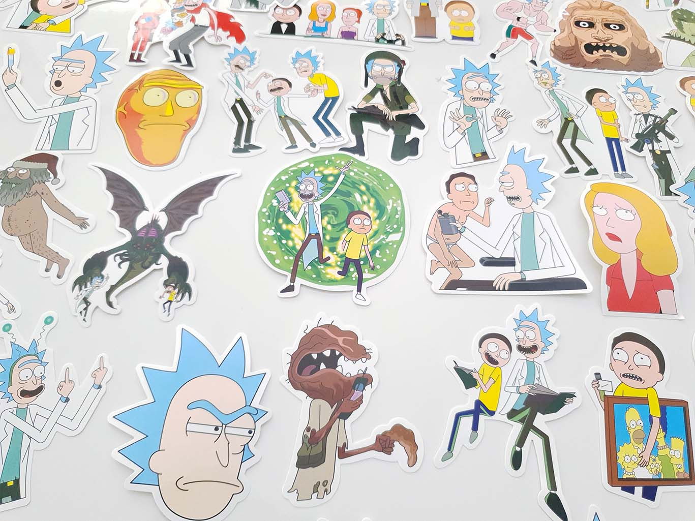 set-100-stickere-laptop-rick-and-morty-2311-4592