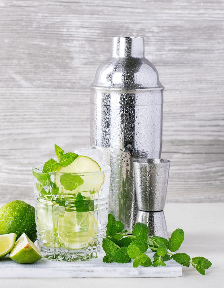 shaker cocktail
