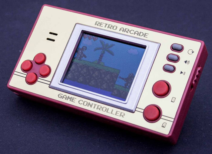 Consola de buzunar [2]