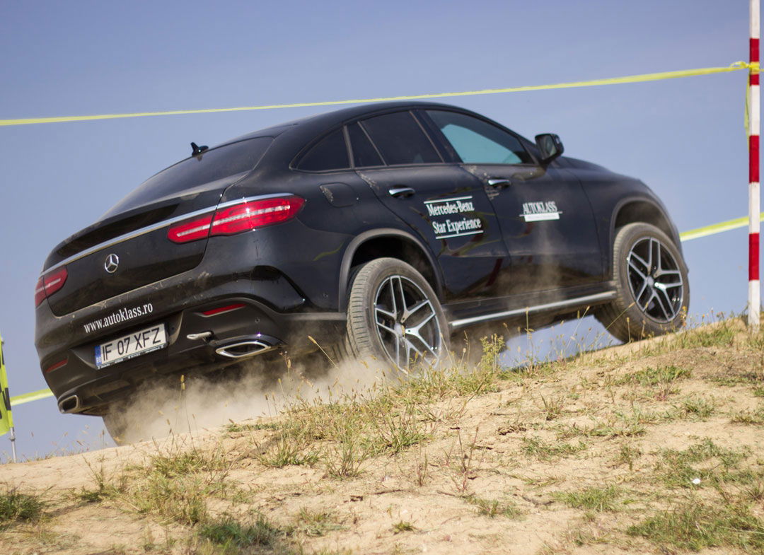 Discovery my 4x4 car  Academia Titi Aur [2]