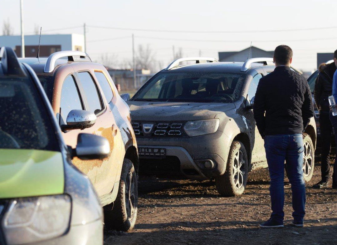 Discovery my 4x4 car  Academia Titi Aur [8]