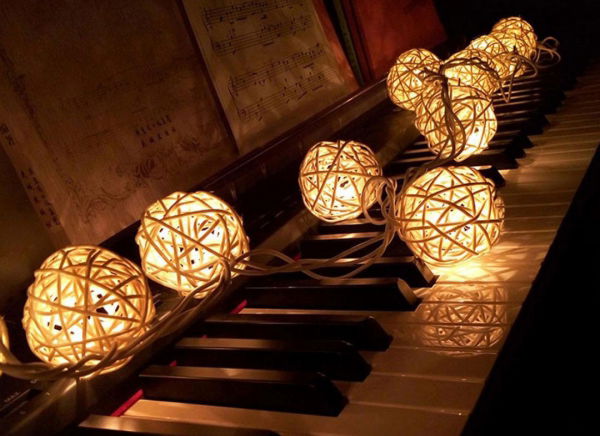 Instalatie de lumini LED Mingiute Sepak Takraw [2]