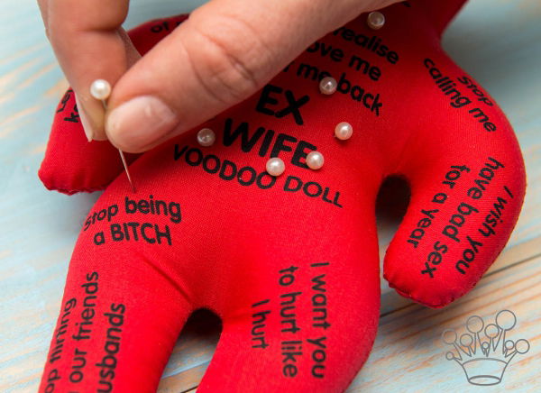 Papusa Voodoo pentru fosta sotie [2]