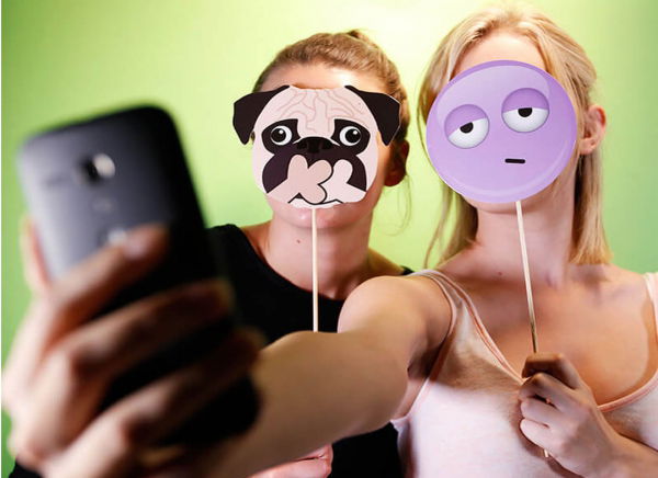Propsuri Emoji pentru Selfie [3]