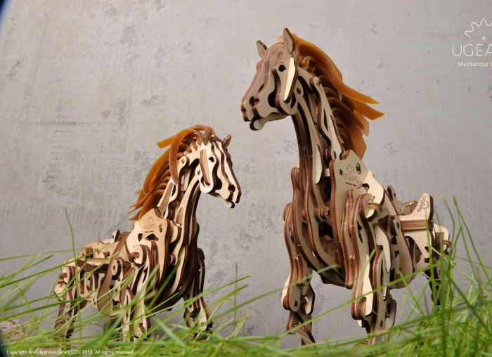 Puzzle 3D Cal Bionic din lemn Ugears [7]