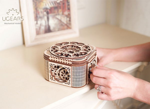 Puzzle 3D Cufar Comori - Model Mecanic din Lemn Ugears [10]