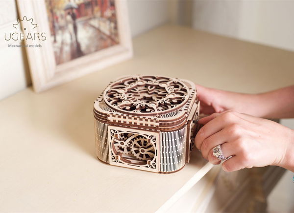 Puzzle 3D Cufar Comori - Model Mecanic din Lemn Ugears [9]