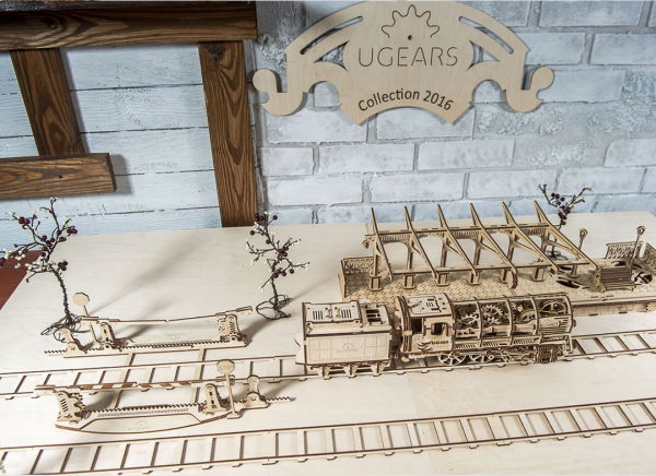 Puzzle 3D Locomotiva cu Aburi si Vagon din Lemn Ugears [21]