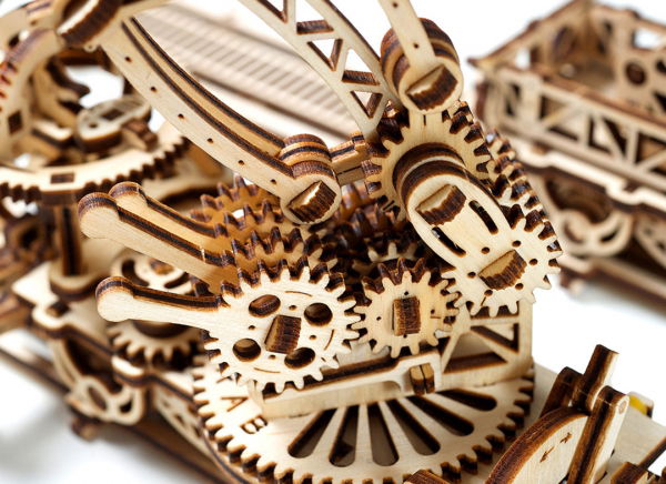 Puzzle 3D Macara pe Sine din Lemn Ugears [19]