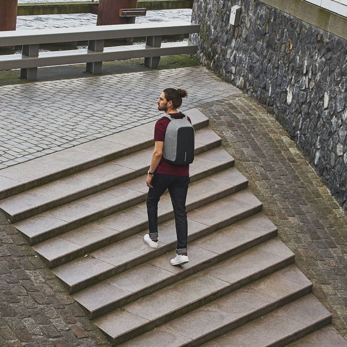 Rucsac antifurt The Bobby Backpack [3]