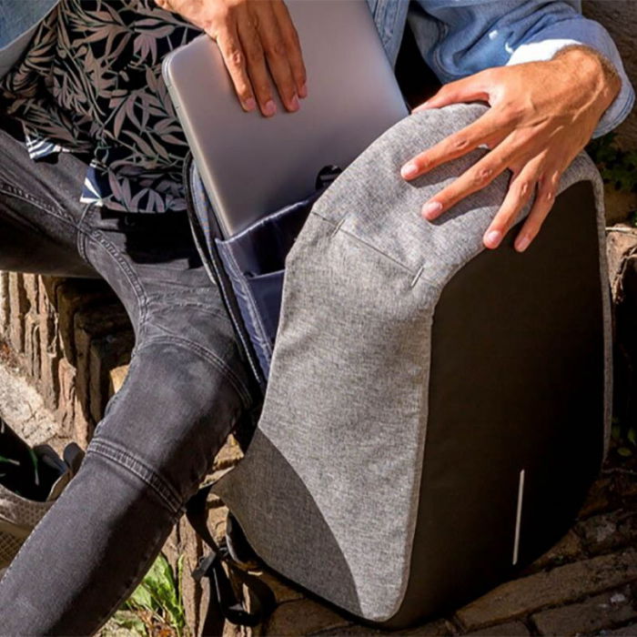 Rucsac antifurt The Bobby Backpack [1]