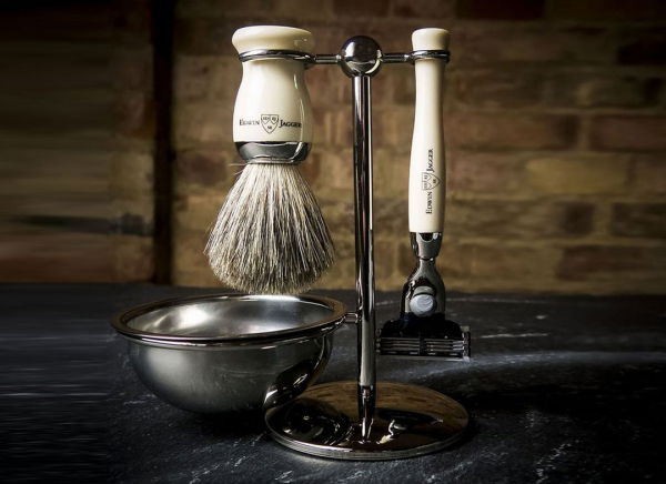 Set cadou barbati pentru barbierit 4 piese Ebony Fit, Edwin Jagger [2]