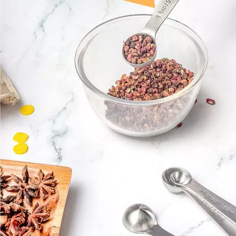 Breloc cu 6 linguri de masurare [14]