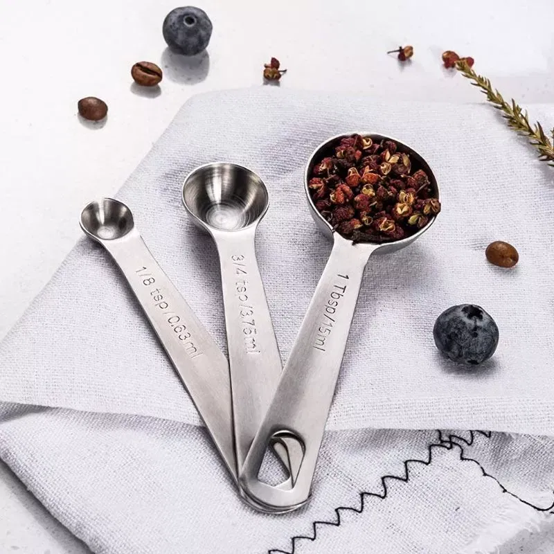 Breloc cu 6 linguri de masurare [10]