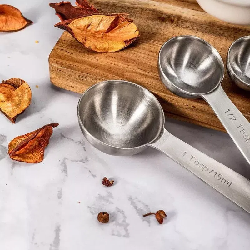 Breloc cu 6 linguri de masurare [7]