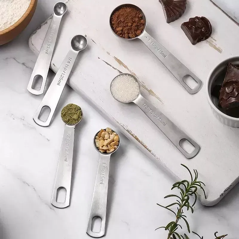 Breloc cu 6 linguri de masurare [9]