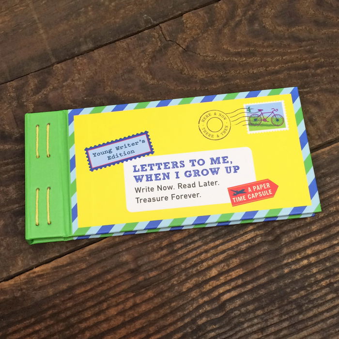 Capsula timpului cu 12 Scrisori catre mine cand voi creste mare [1]