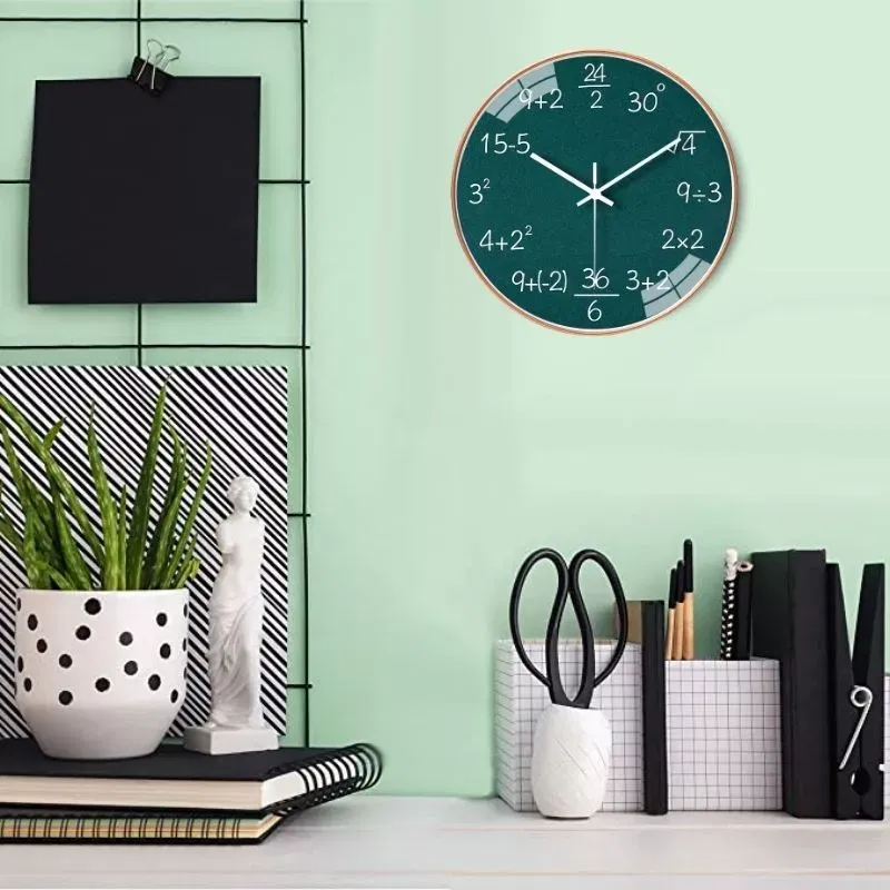 Ceas de perete calcule matematice [3]
