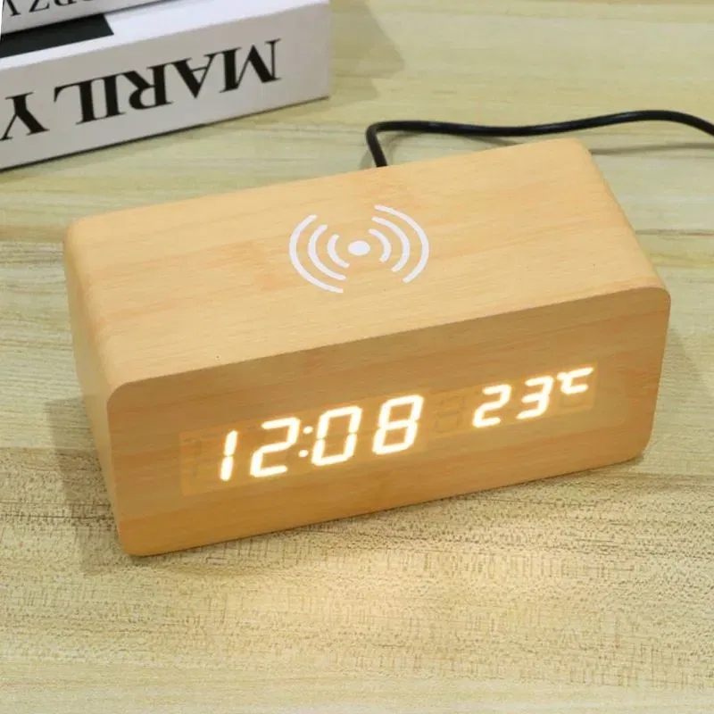 Ceas LED cu incarcare wireless [3]