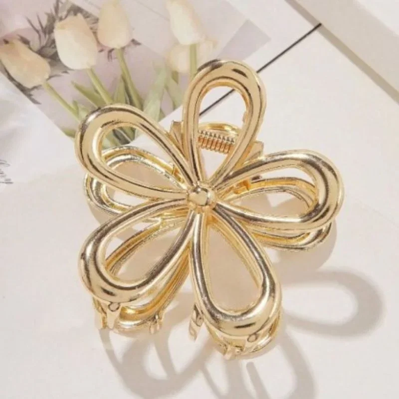 Clama de Par Eleganta cu Floare Aurie [2]