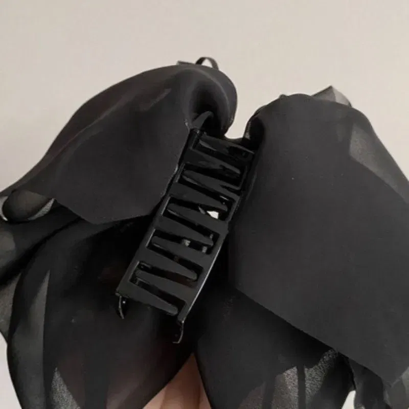 Clama de Par Eleganta cu Funda Voluminoasa Neagra [4]