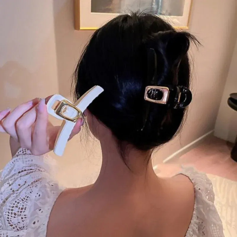 Clama de par Glamour [3]