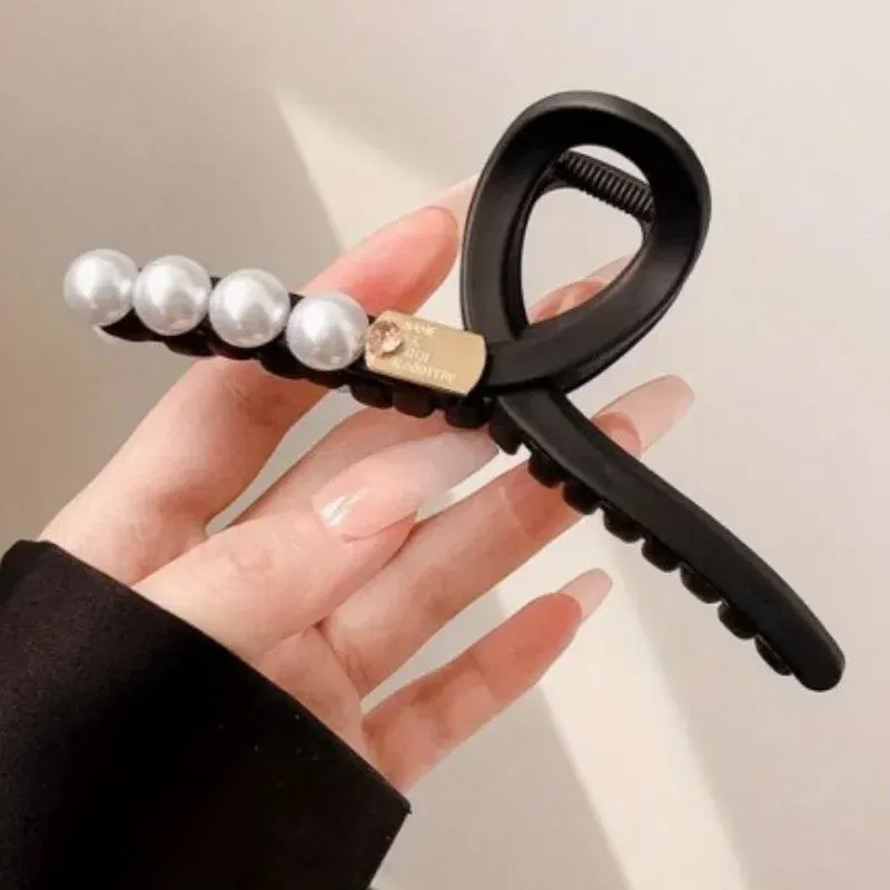 Cleste de par negru cu perle decorative [2]