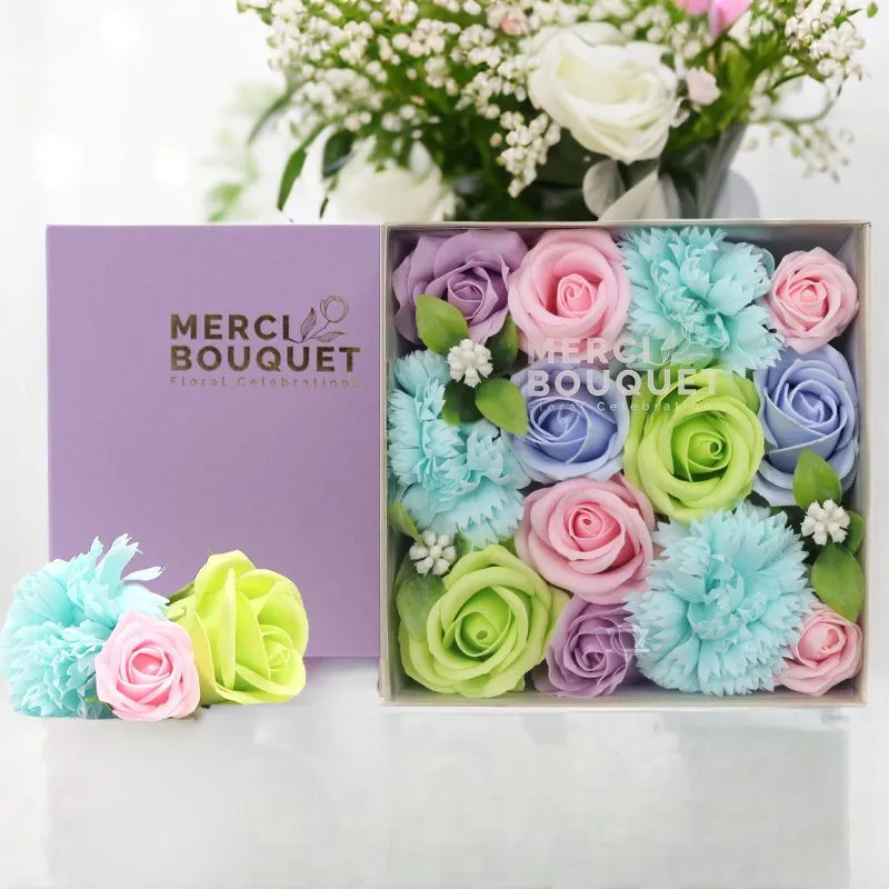 Cutie Cadou cu Flori de Sapun Blues [1]