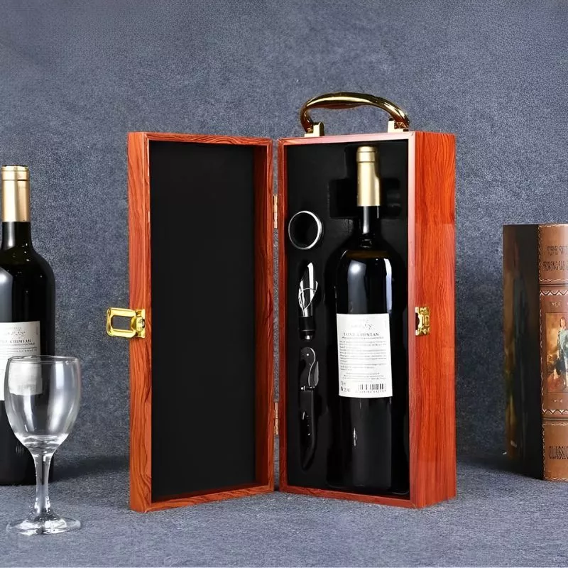 Cutie de vin Wood Deluxe pentru 1 sticla cu accesorii de vin incluse Vinception [1]